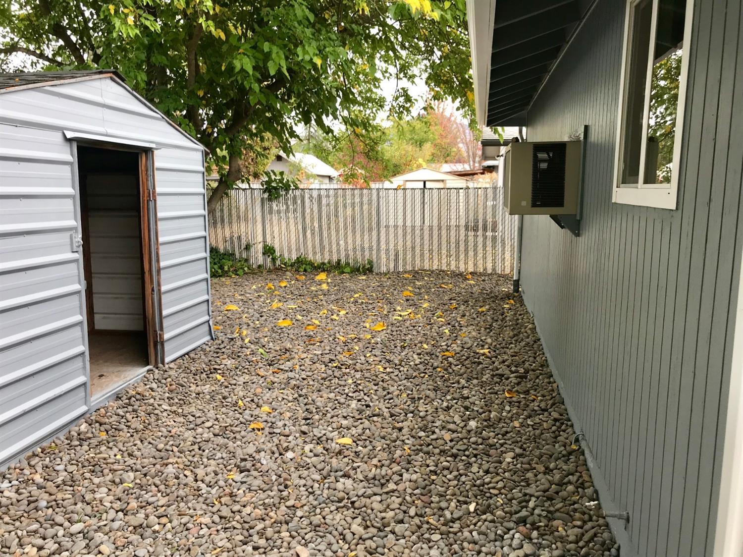 1839 Roberts Road Medford, OR 97504 - Photo 17 of 22 Additional Photo