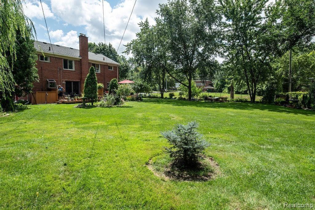 2505 Oliver Road Royal Oak, MI 48073 - Photo 18 of 23