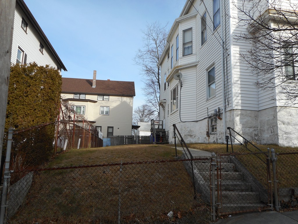 92 Park Street Fall River, MA 02721 - Photo 2 of 27 Gallery Image 2