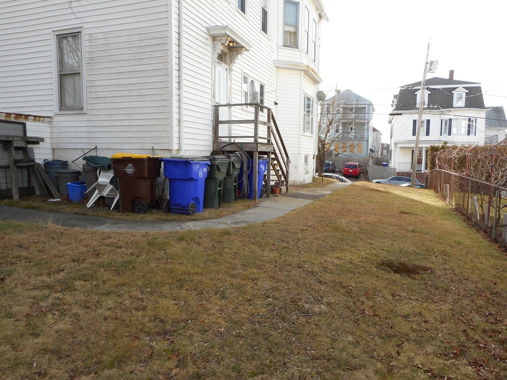 92 Park Street Fall River, MA 02721 - Photo 3 of 27 Gallery Image 3