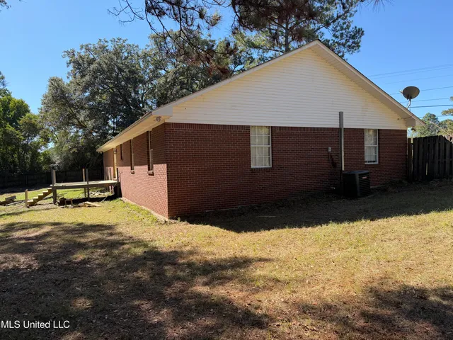 $185,000 | 1272 Highway 98, Lucedale, MS 39452