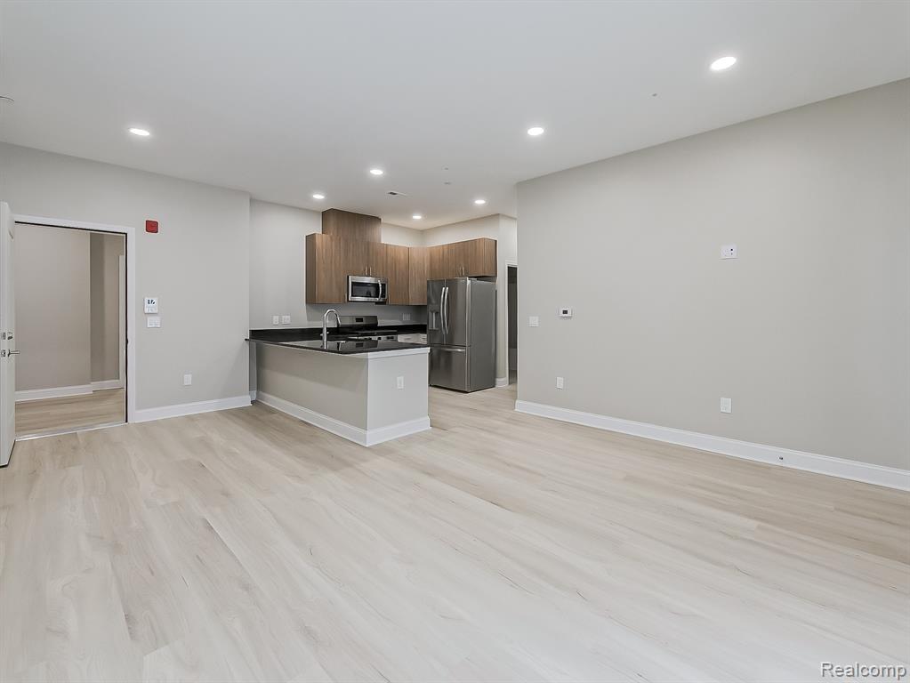31480 Warren Road, Unit 301 Westland, MI 48185 - Photo 3 of 26