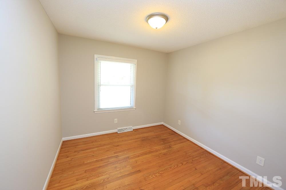 617 Old Farm Road Raleigh, NC 27606 - Photo 9 of 13