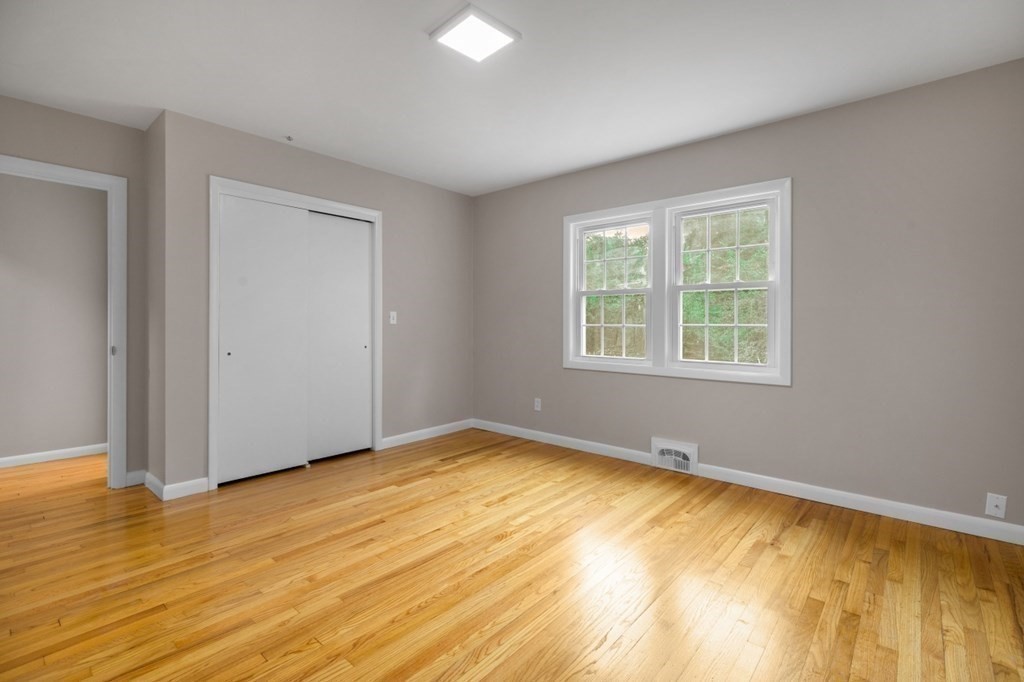240 Belknap Road Framingham, MA 01701 - Photo 16 of 42 Gallery Image 16