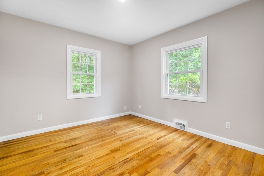 240 Belknap Road Framingham, MA 01701 - Photo 20 of 42 Gallery Image 20