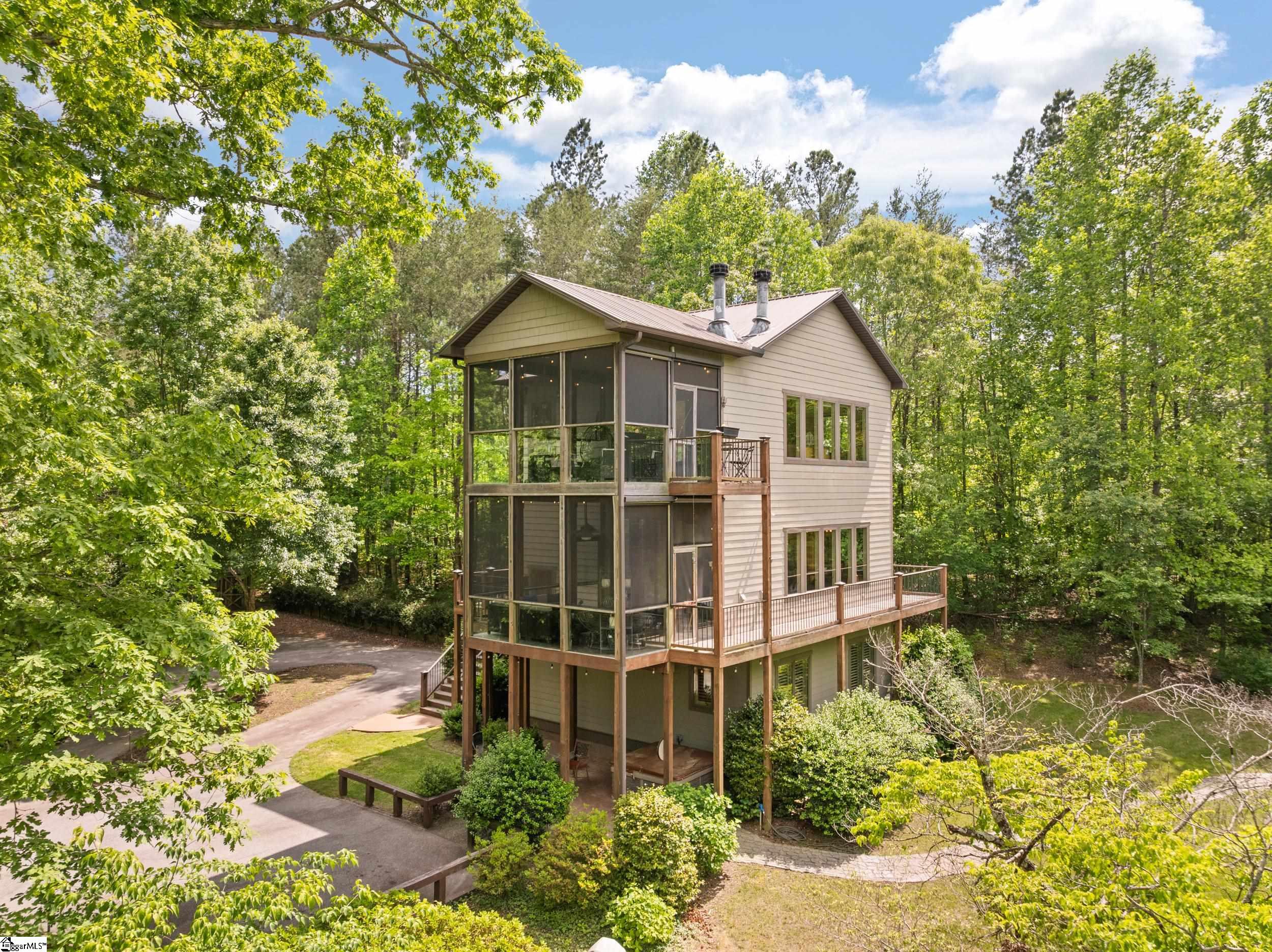 707 Lister Road Landrum, SC 29356 - Photo 1 of 28