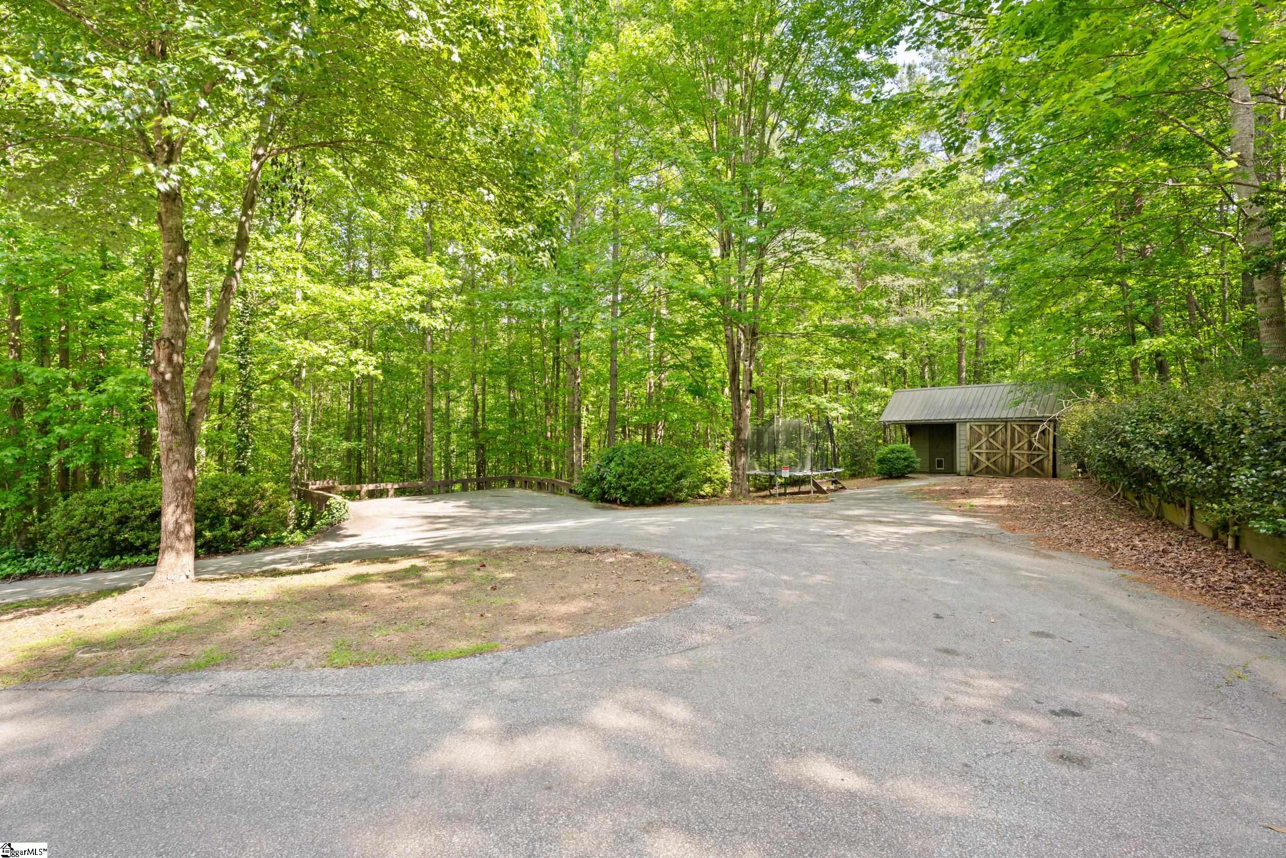 707 Lister Road Landrum, SC 29356 - Photo 23 of 28