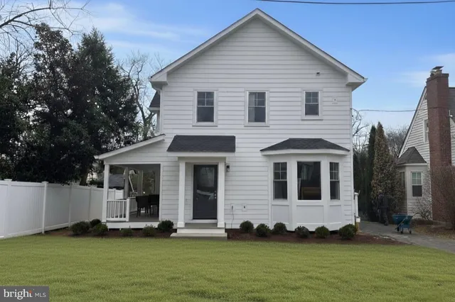 $1,140,000 | 4608 8th Street South, Arlington, VA 22204