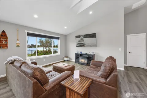 $749,950 | 1019 Wawona Avenue Southeast, Ocean Shores, WA 98569
