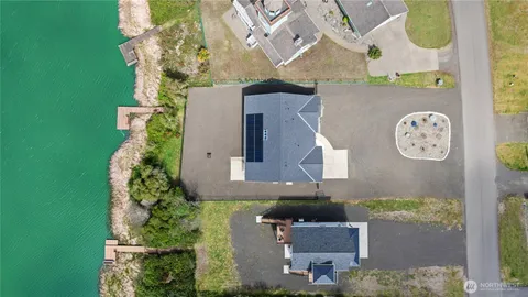 $749,950 | 1019 Wawona Avenue Southeast, Ocean Shores, WA 98569