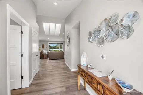 $749,950 | 1019 Wawona Avenue Southeast, Ocean Shores, WA 98569
