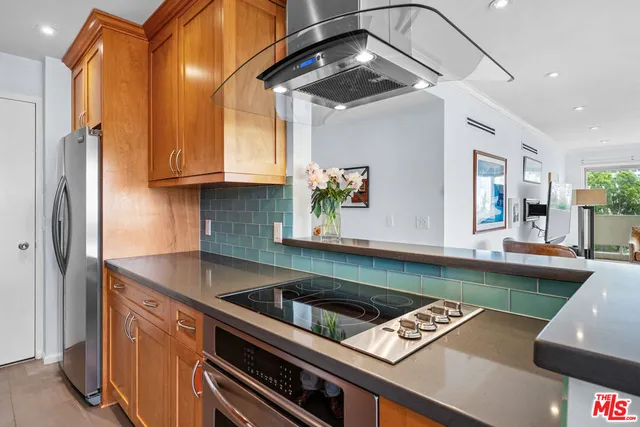 $799,000 | 10701 Wilshire Boulevard, Unit 503, Los Angeles, CA 90024