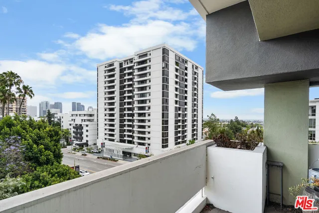 $799,000 | 10701 Wilshire Boulevard, Unit 503, Los Angeles, CA 90024