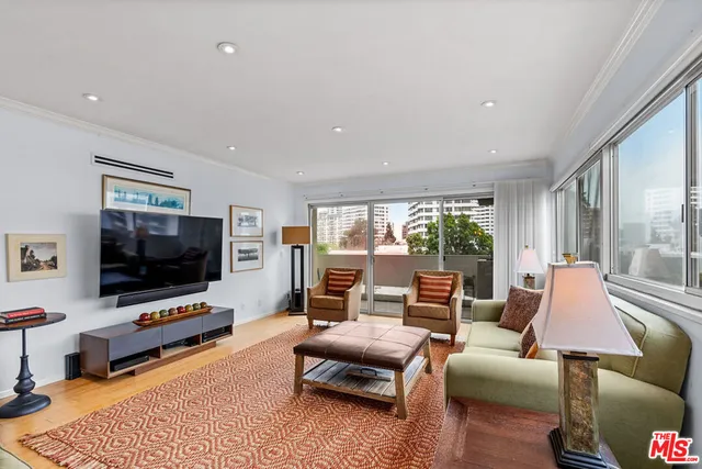 $799,000 | 10701 Wilshire Boulevard, Unit 503, Los Angeles, CA 90024