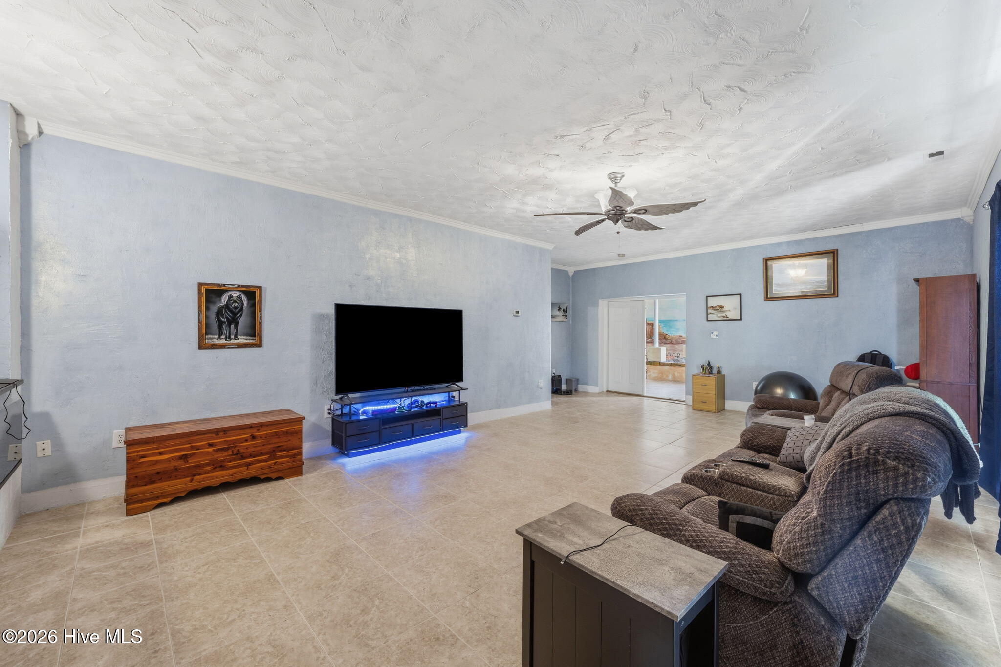 362 Lee's Chapel Road Pollocksville, NC 28573 - Photo 23 of 81 Living Room