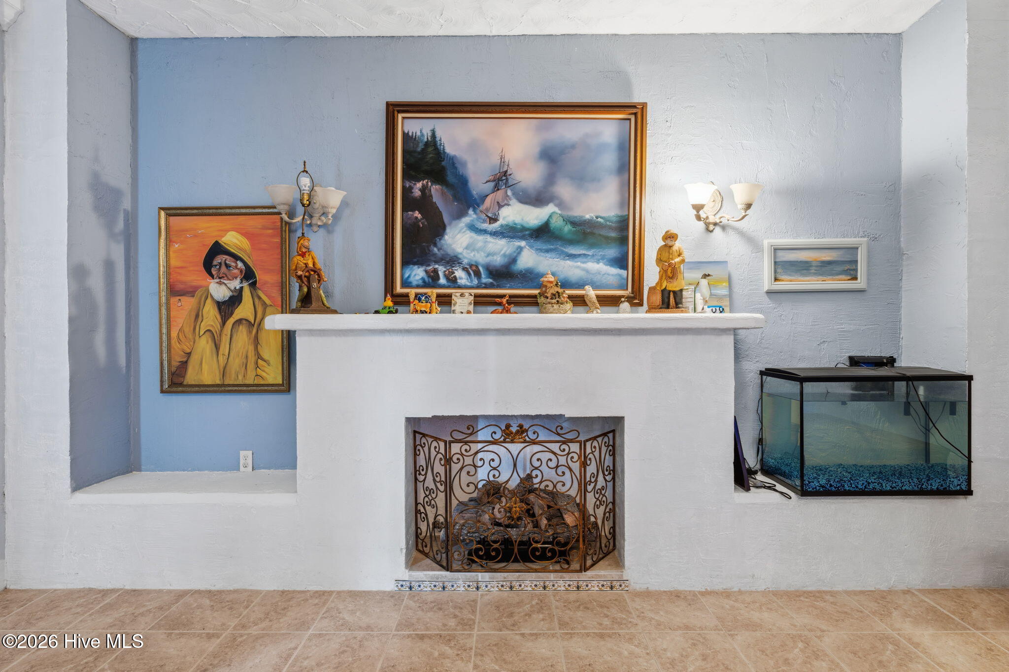 362 Lee's Chapel Road Pollocksville, NC 28573 - Photo 24 of 81 Living Room Fireplace