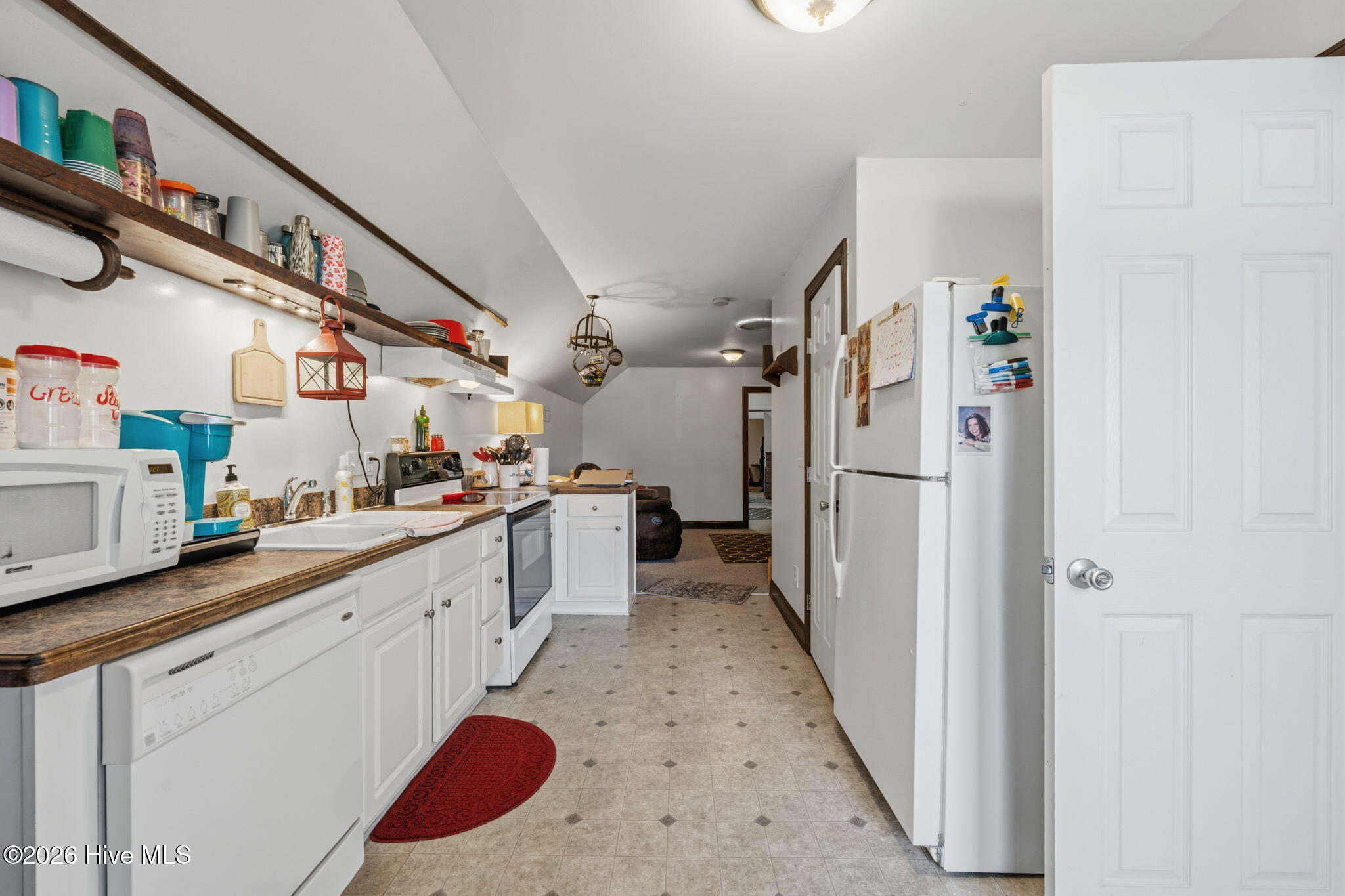 362 Lee's Chapel Road Pollocksville, NC 28573 - Photo 56 of 81 Apartment Kitchen