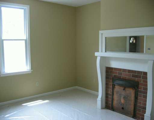 4081 Fundistown Road Trafford, PA 15085 - Photo 5 of 7 Living Room.