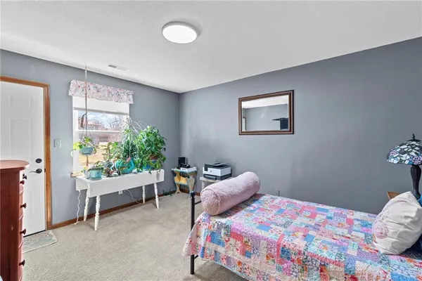 $205,000 | 8651 North Hull Avenue, Kansas City, MO 64154