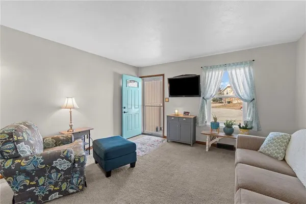 $205,000 | 8651 North Hull Avenue, Kansas City, MO 64154