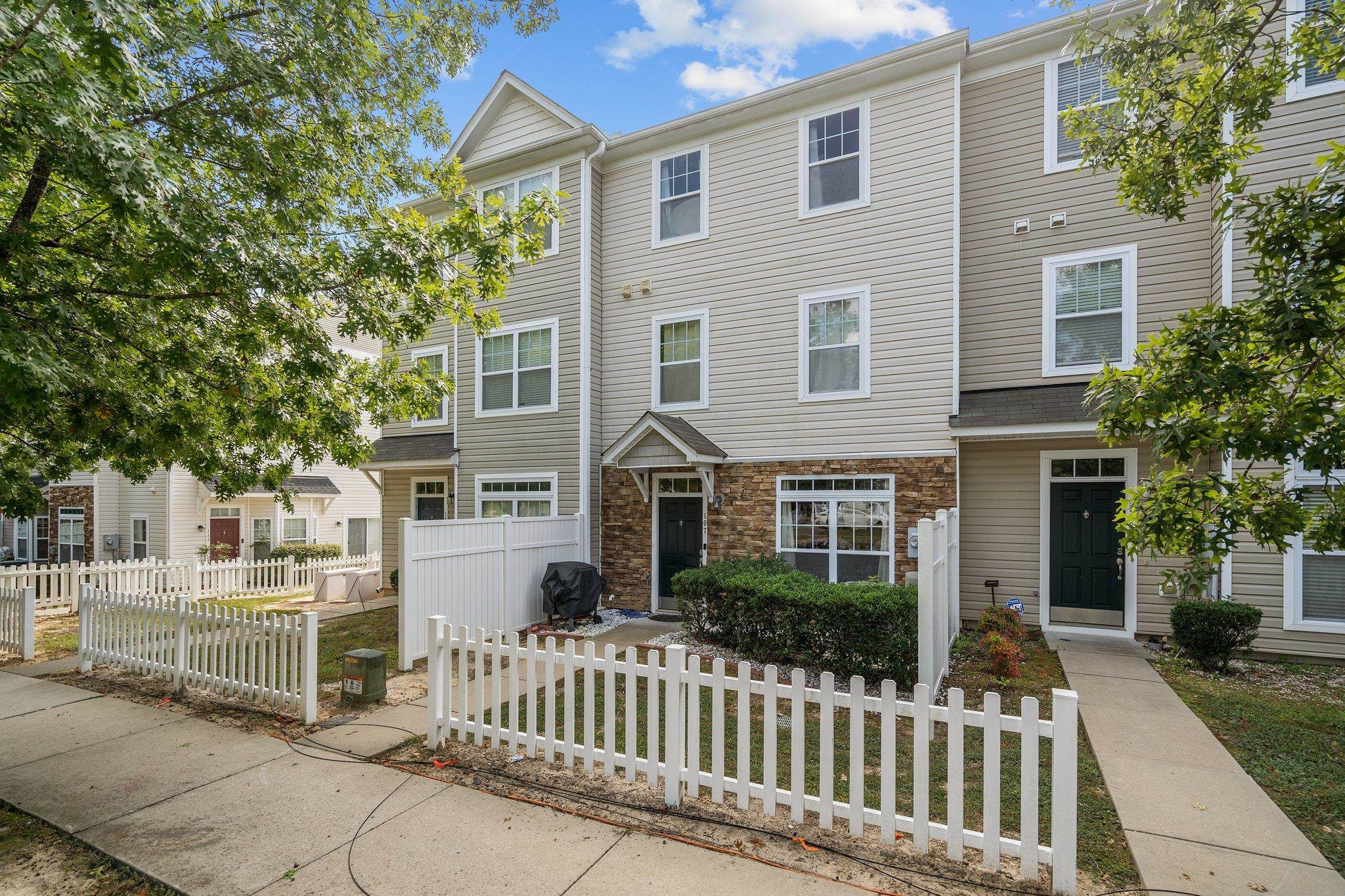 341 Gilman Lane, Unit 107 Raleigh, NC 27610 - Photo 2 of 22 Photo 2