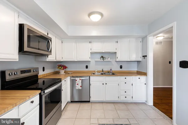 $439,900 | 116 Dorothy Drive, Bear, DE 19701