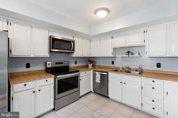 $439,900 | 116 Dorothy Drive, Bear, DE 19701