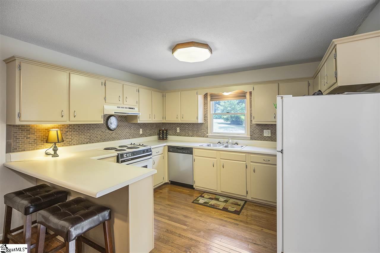 3052 Springfield Villas Anderson, SC 29626 - Photo 5 of 35