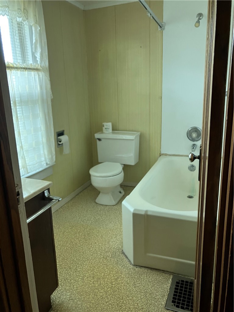 19 Velox Street Rochester, NY 14615 - Photo 9 of 16 Bathroom Upstairs