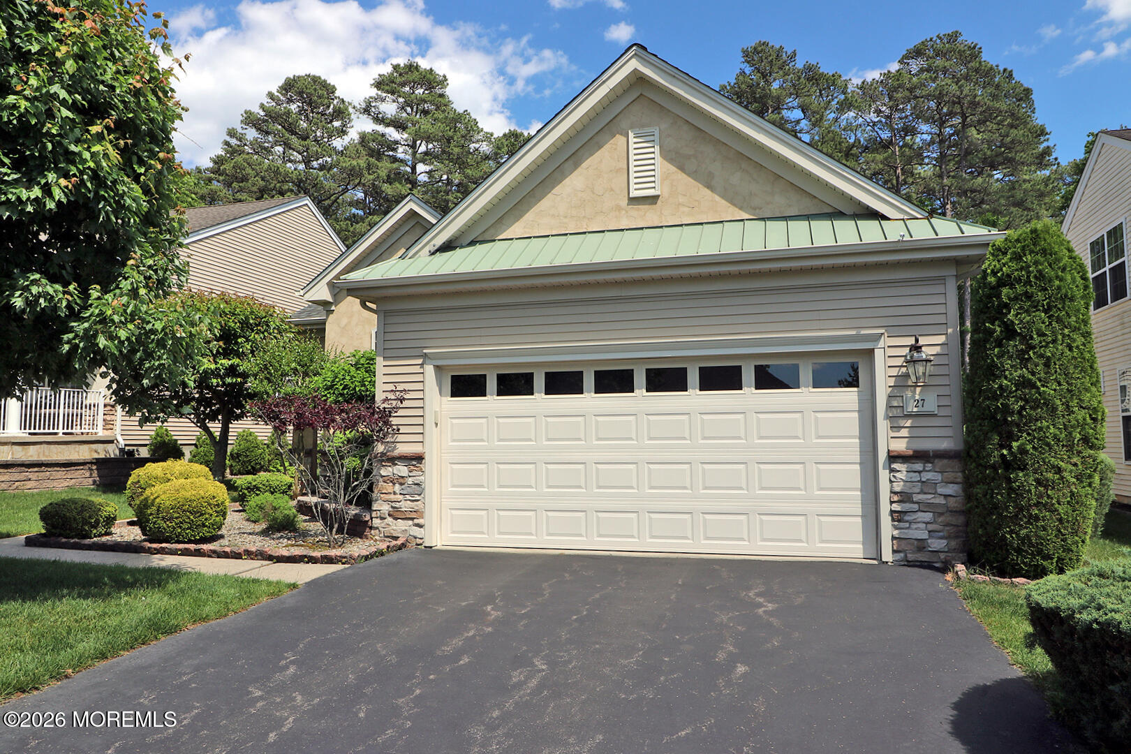 27 Vineyard Way Barnegat, NJ 08005 - Photo 3 of 43 IMG_0003