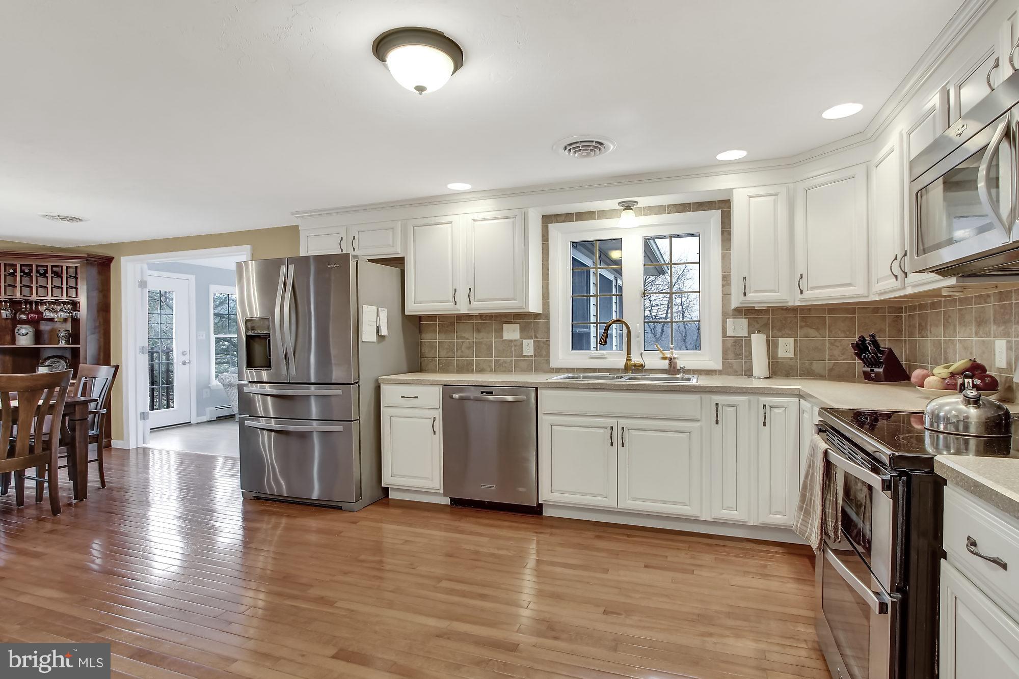 83 Mummert Avenue Hanover, PA 17331 - Photo 11 of 34