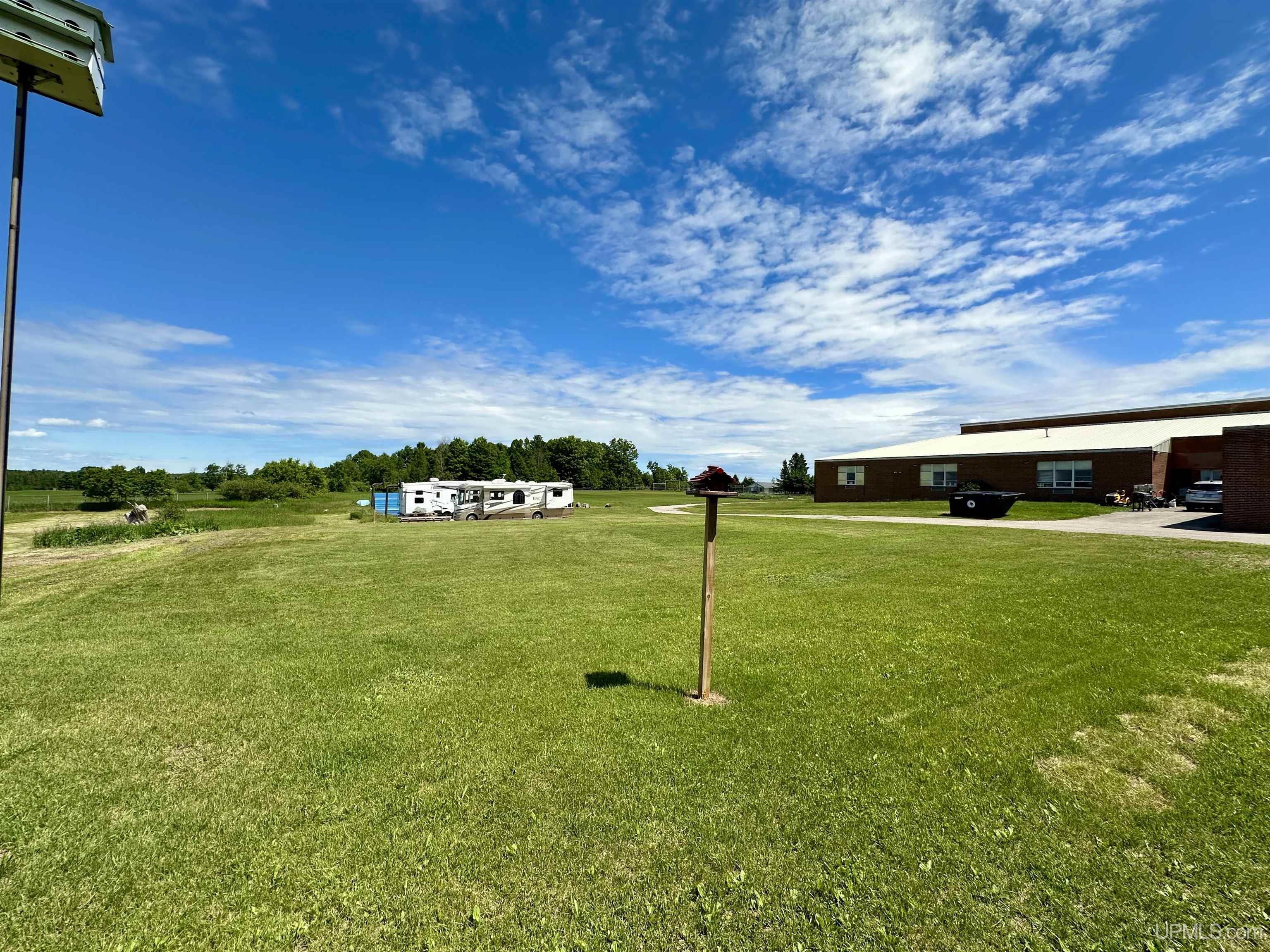 3910 20th Road Gladstone, MI 49837 - Photo 36 of 40