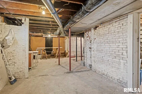 $100,000 | 2105 Elizabeth Street, Springfield, IL 62702