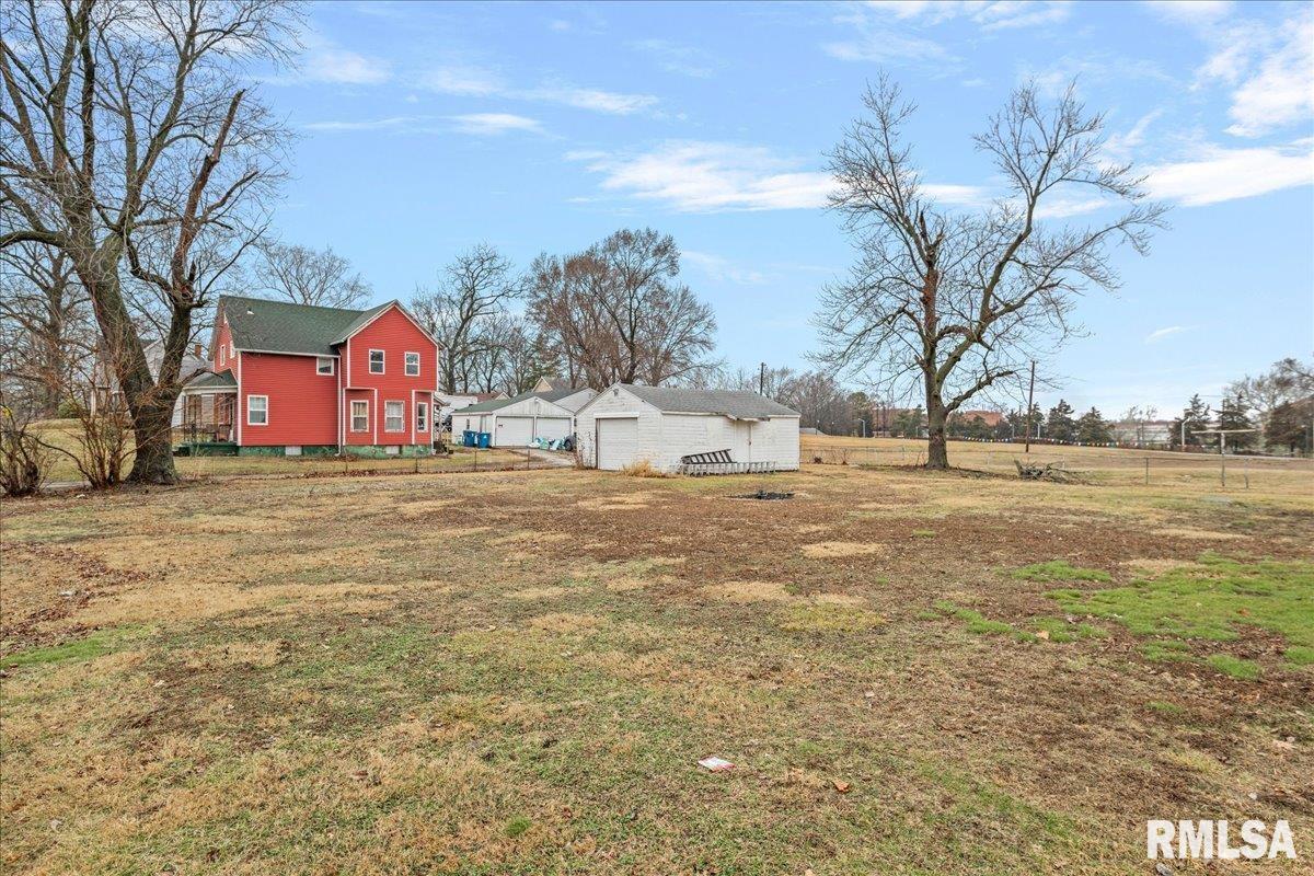 2105 Elizabeth Street Springfield, IL 62702 - Photo 31 of 35
