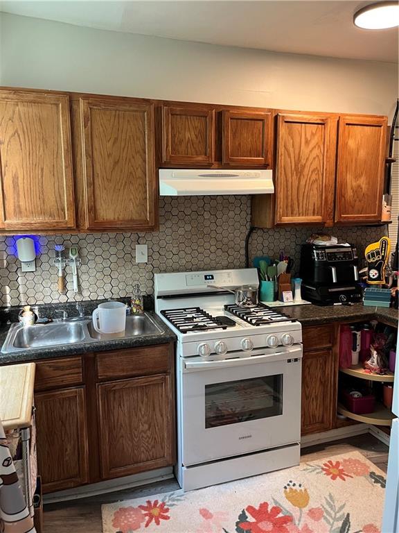 38 Rostock Street Pittsburgh, PA 15212 - Photo 2 of 25 Gallery Image 2