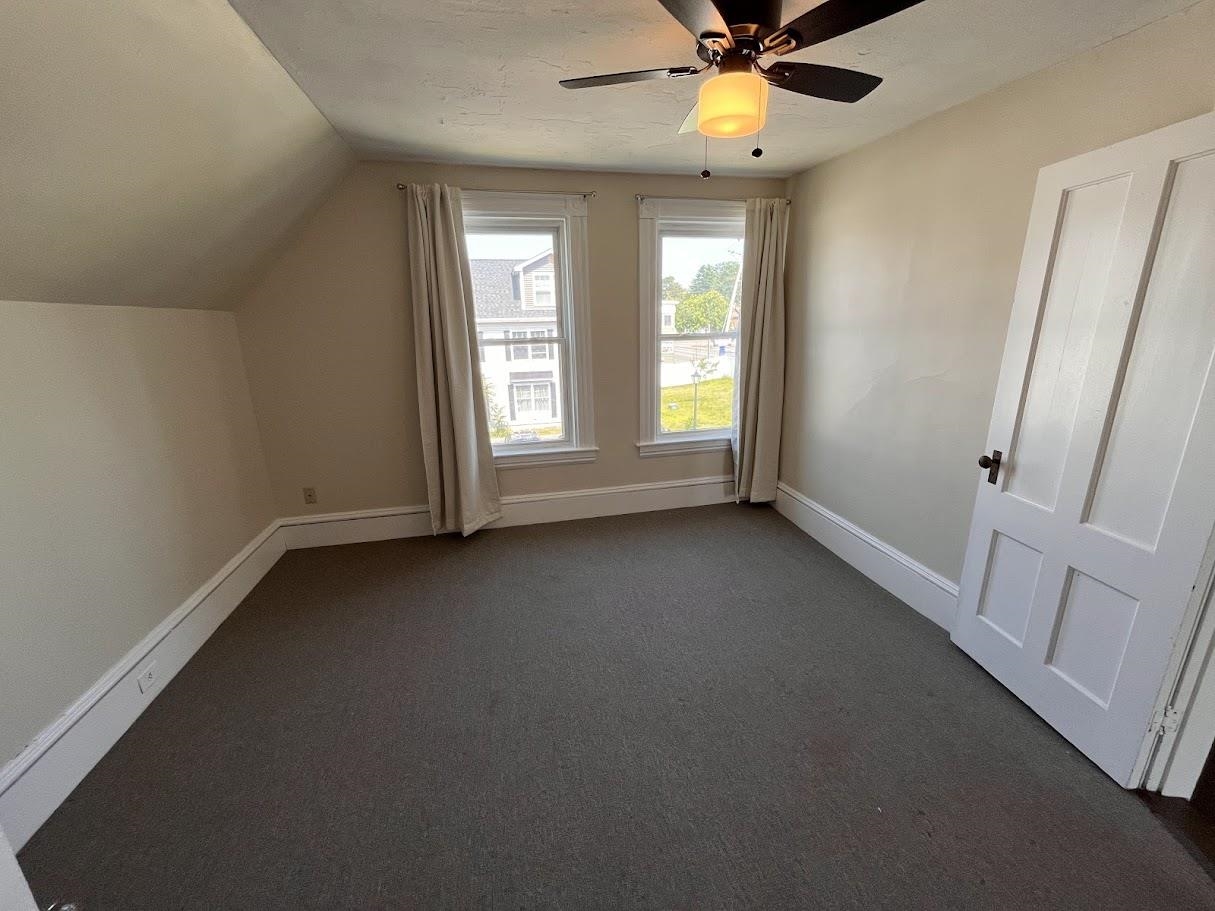 408 Porter Street Manchester, NH 03103 - Photo 18 of 20