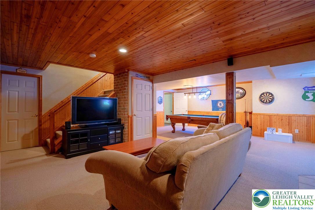 2639 Bellview Road Schnecksville, PA 18078 - Photo 38 of 71 Gallery Image 38