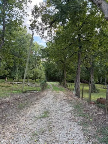 $75,000 | 2539 Highway 3102, Jonesville, LA 71343