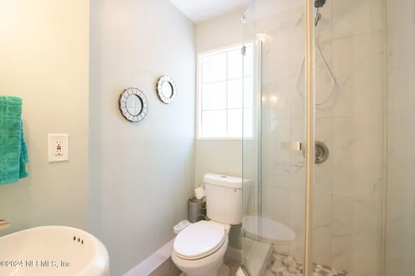 $2,500 | 8369 Bascom Road, Jacksonville, FL 32216