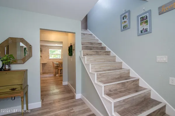 $2,500 | 8369 Bascom Road, Jacksonville, FL 32216