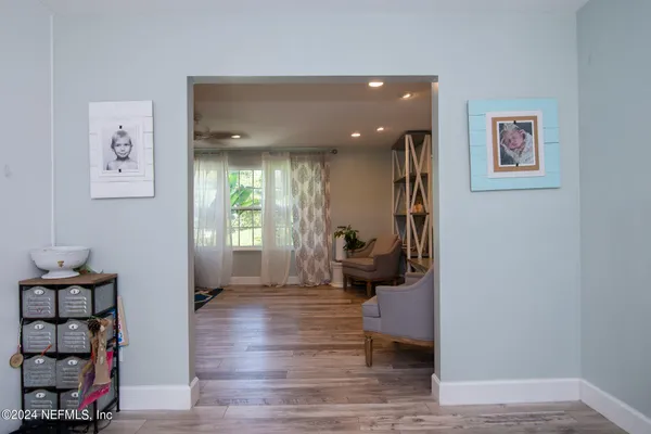 $2,500 | 8369 Bascom Road, Jacksonville, FL 32216