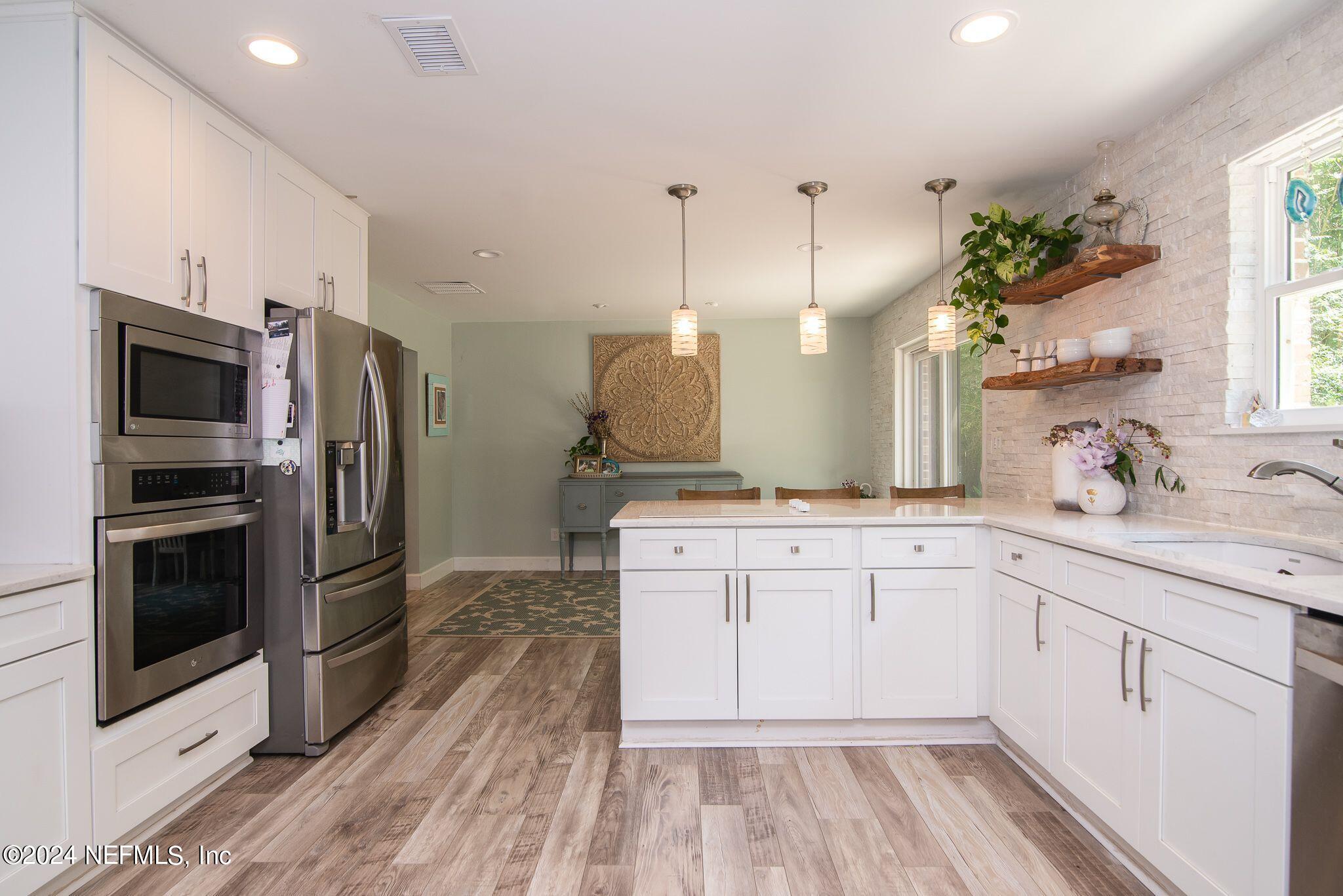 8369 Bascom Road Jacksonville, FL 32216 - Photo 9 of 20 PxkBP56O