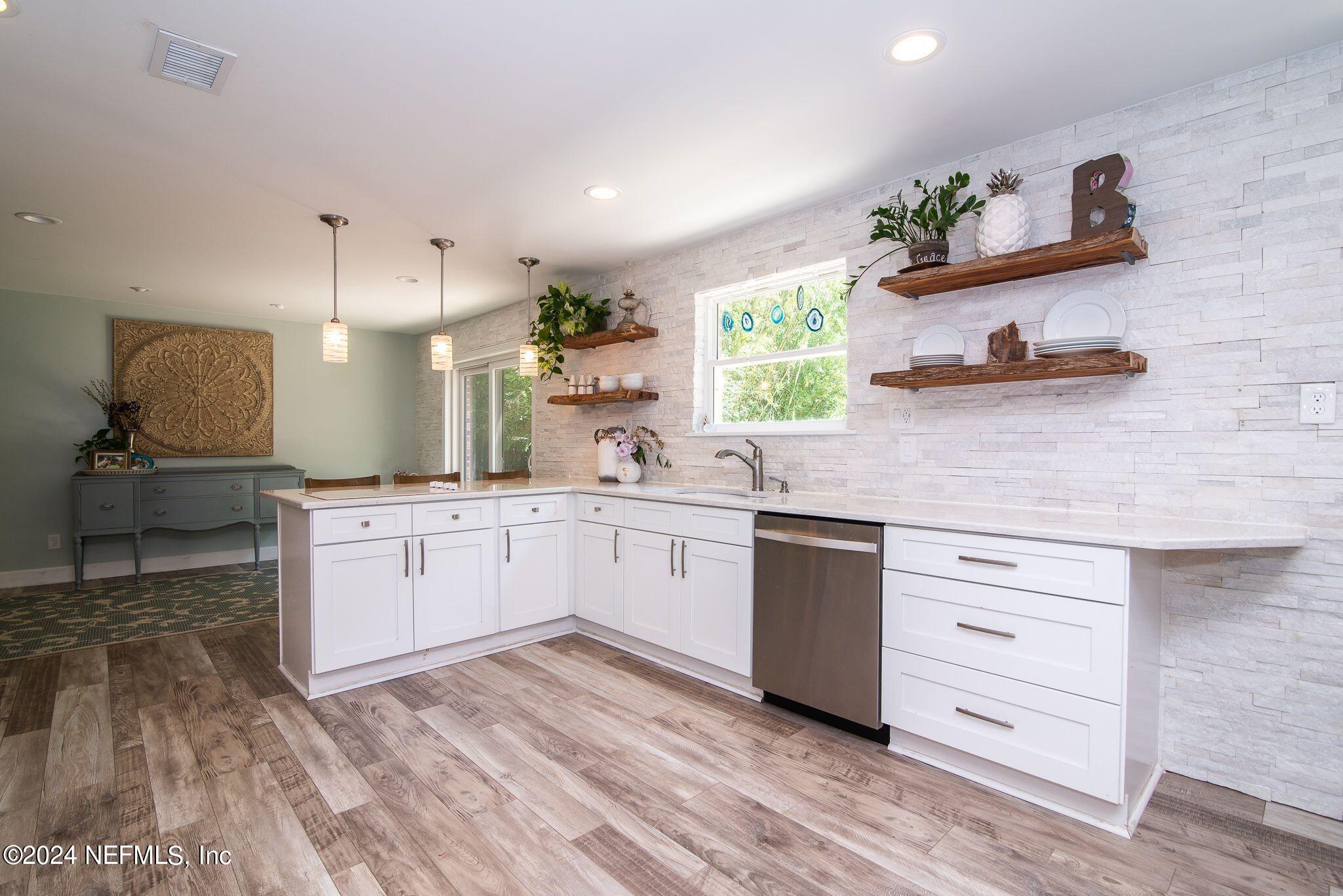 8369 Bascom Road Jacksonville, FL 32216 - Photo 10 of 20 4S4Bpu9Y