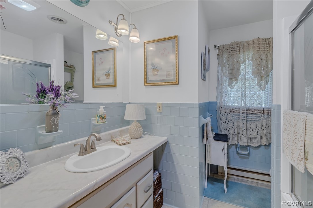 31 Bunker Hill Road Farnham, VA 22460 - Photo 23 of 47 a bathroom with a sink double vanity and shower