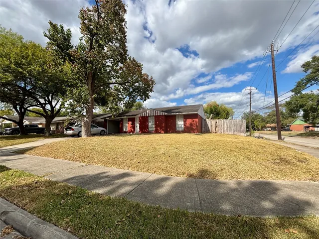 $1,450 | 3902 Heatherbloom Drive, Houston, TX 77045