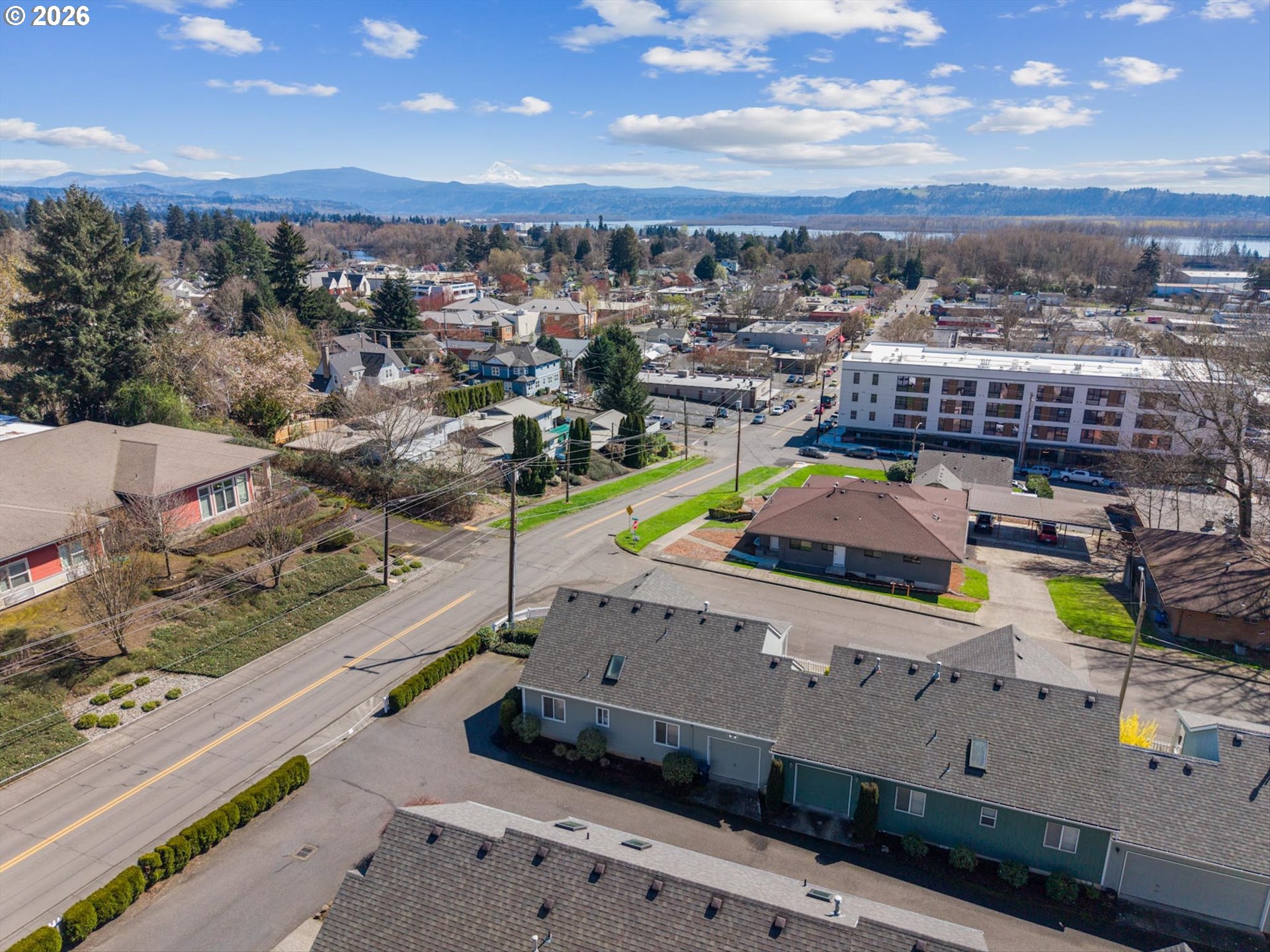 433 Northeast 7th Avenue Camas, WA 98607 - Photo 3 of 31