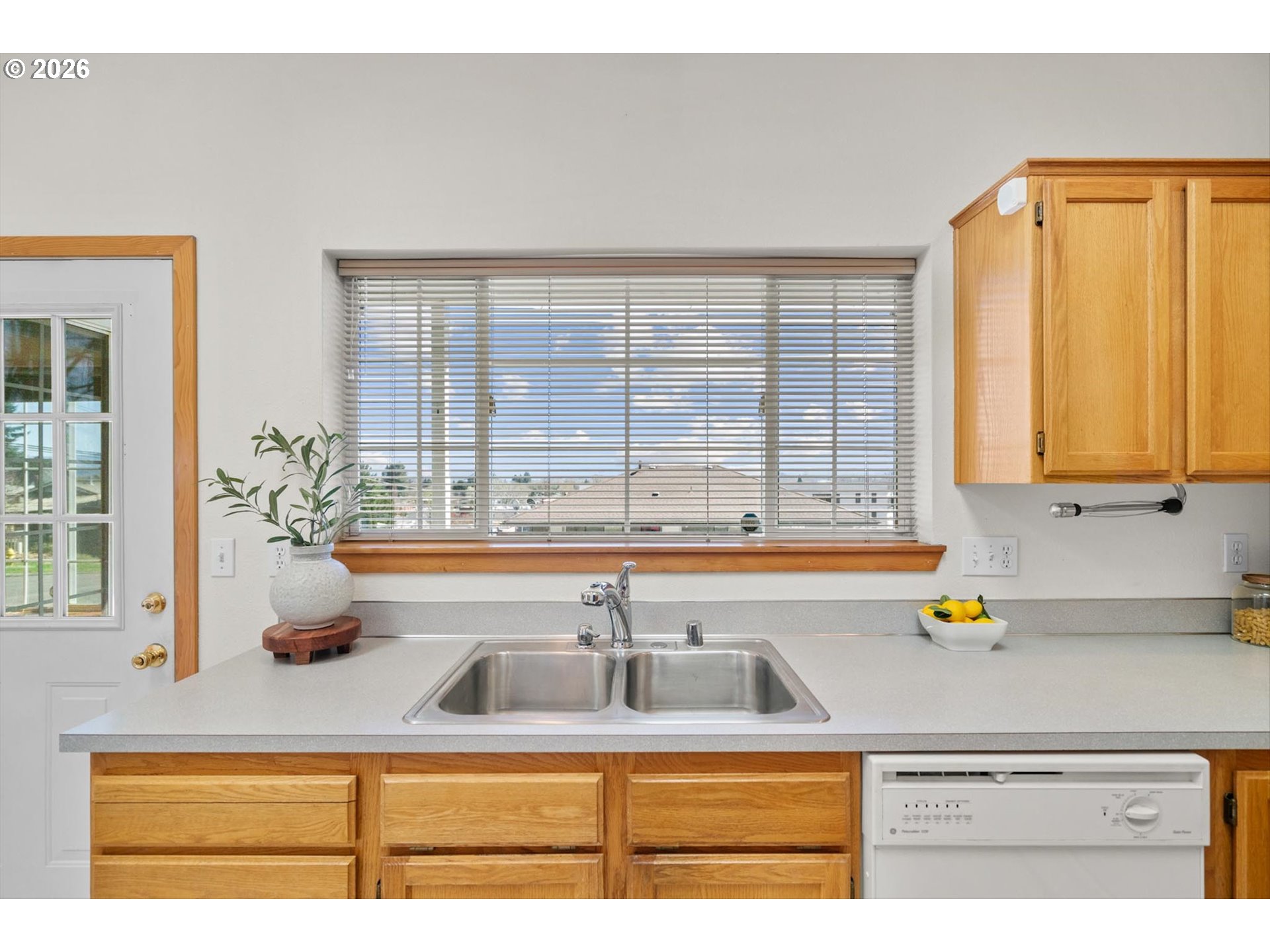 433 Northeast 7th Avenue Camas, WA 98607 - Photo 9 of 31