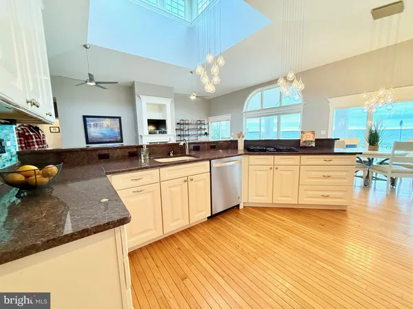 $1,295,000 | 16363 Ball Point Road, Piney Point, MD 20674