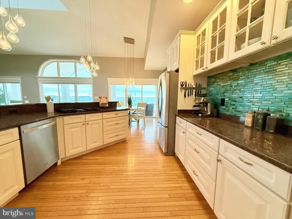 $1,295,000 | 16363 Ball Point Road, Piney Point, MD 20674