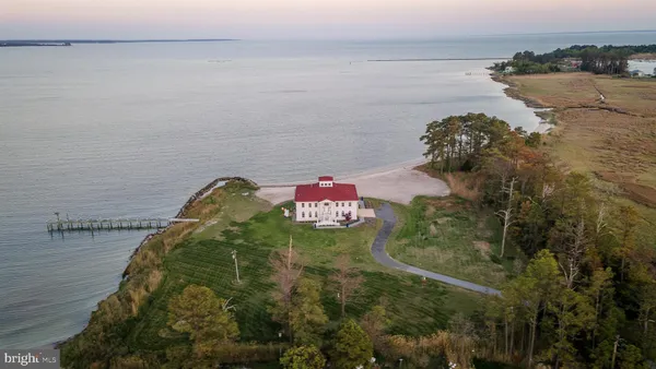 $1,295,000 | 16363 Ball Point Road, Piney Point, MD 20674